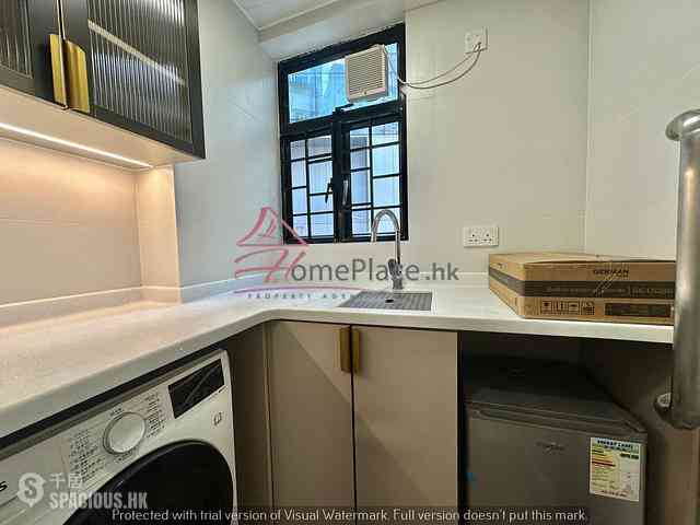 Sheung Wan - 64, Bonham Strand 02