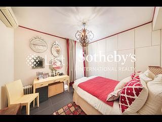 Mid Levels West - 39, Lyttelton Road 12