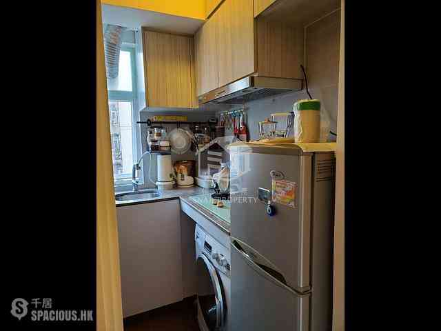 Sheung Wan - Kam Ho Mansion 06