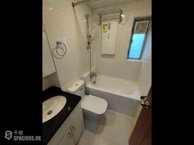 Sai Ying Pun - Tung Ming Court 03
