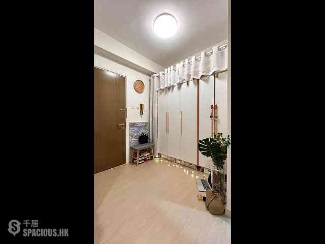 Causeway Bay - Lee Fat Building 01