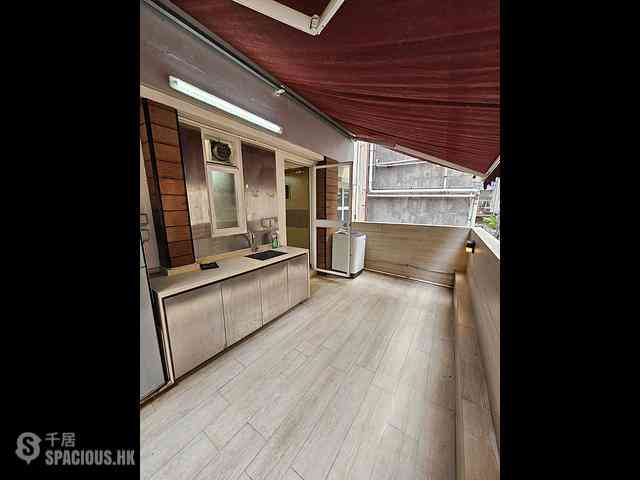 Wan Chai - 19, Amoy Street 01