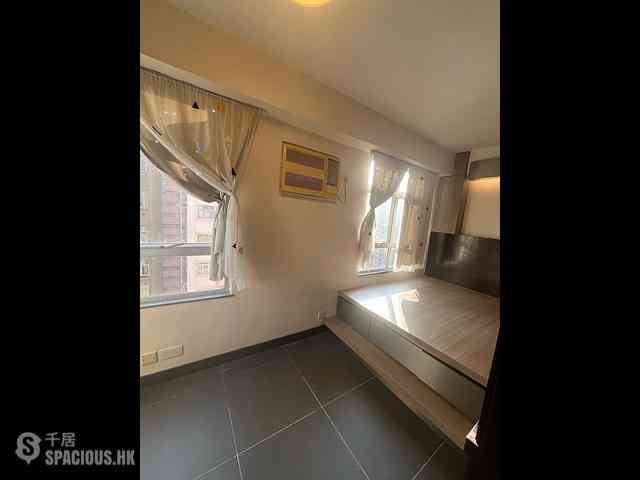 Sai Ying Pun - Yuk Ming Towers 03