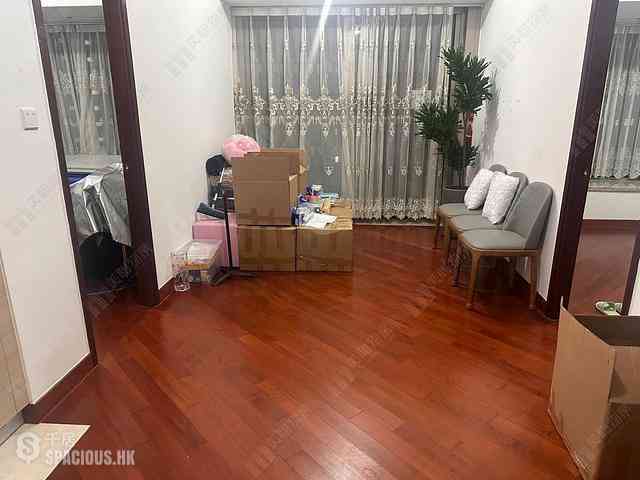 Wan Chai - The Avenue Phase 1 Block 5 01
