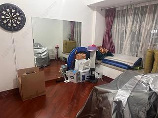 Wan Chai - The Avenue Phase 1 Block 5 02