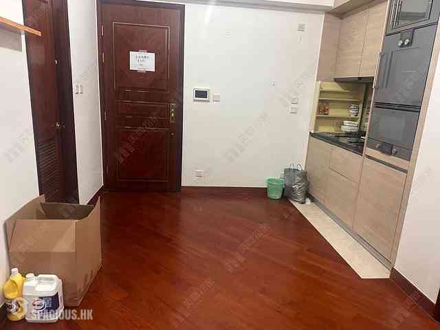Wan Chai - The Avenue Phase 1 Block 5 04