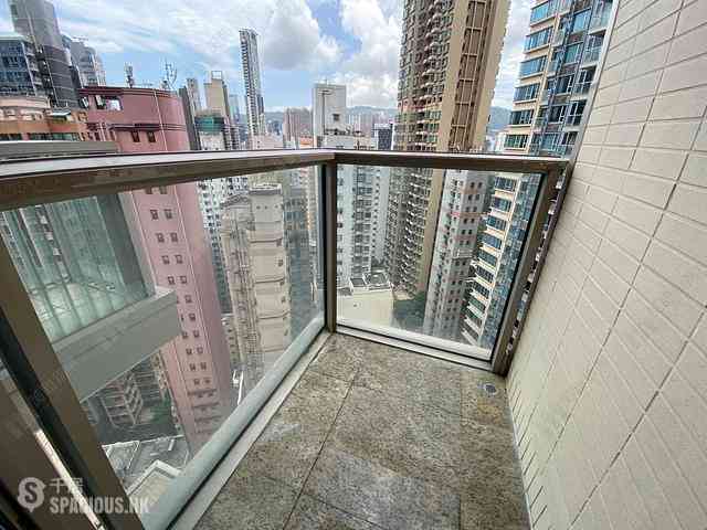 Wan Chai - The Avenue Phase 2 Block 3 04