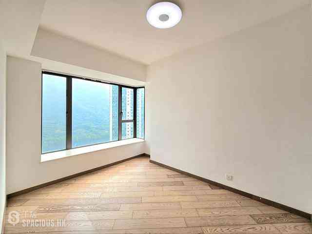 Tung Chung - The Visionary 16