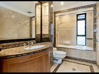 Mid Levels Central - Aigburth 07