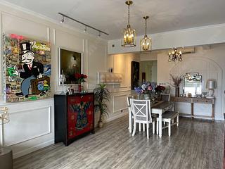Mid Levels Central - Best View Court Block 66, Macdonnell Road 03
