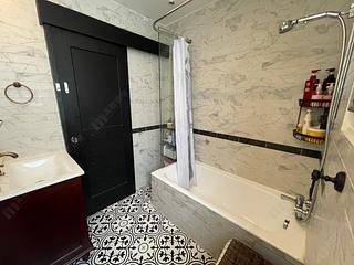 Mid Levels Central - Best View Court Block 66, Macdonnell Road 12