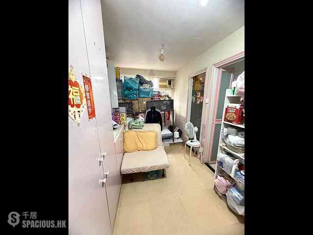 Sai Ying Pun - Hang Hing Court 01