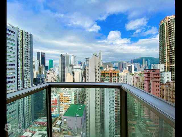 Wan Chai - The Avenue Phase 2 Block 1 01