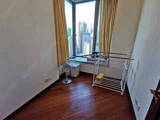 Wan Chai - The Avenue Phase 2 Block 1 08