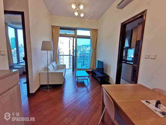 Wan Chai - The Avenue Phase 2 Block 1 09