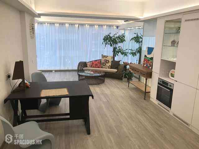 Wan Chai - Tung Shing Building 02