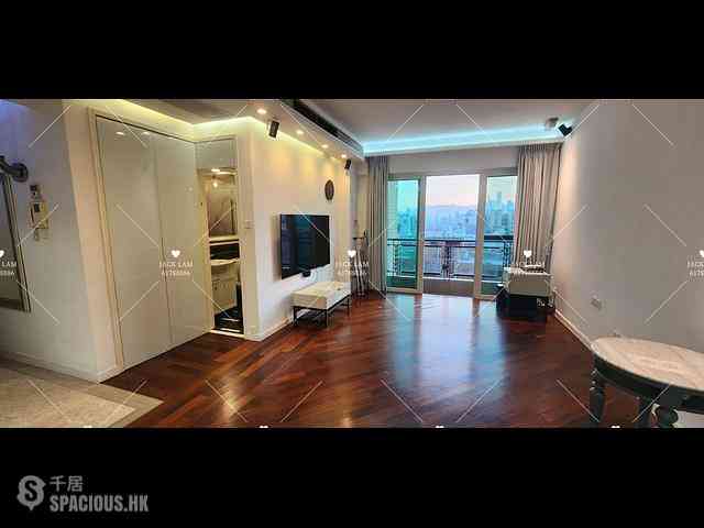 Beacon Hill - The Palace 04