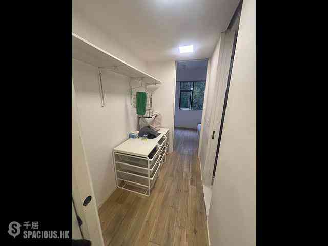 Tsim Sha Tsui - Yiu Pont House 08