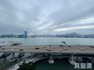 North Point - Victoria Harbour Phase 1B Tower 1 04