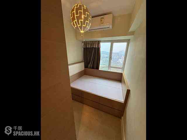 Lohas Park - Lohas Park Phase 1 The Capitol Tower 6 10