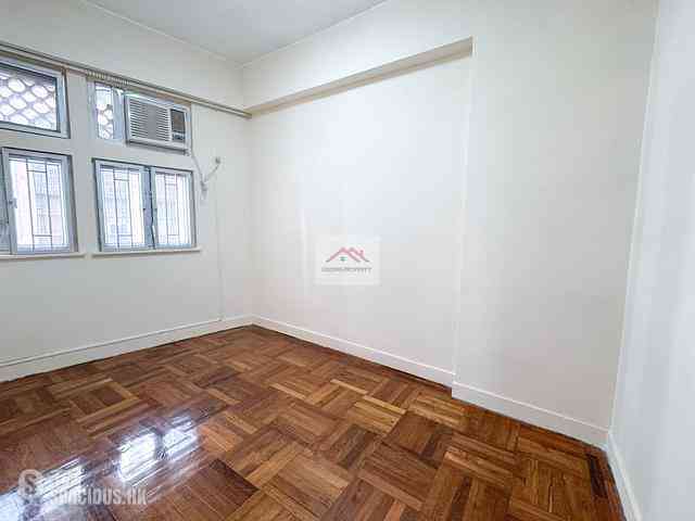 Happy Valley - Beverly House 03