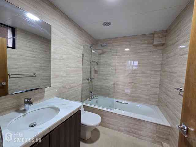 Repulse Bay - Ridge Court Block A-B 06