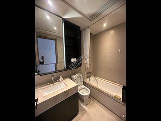 Clear Water Bay - Mount Pavilia Block 3 05