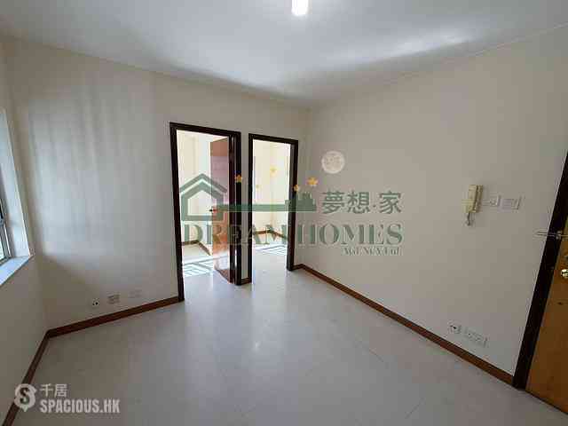 Sai Ying Pun - Tung Ming Court 02