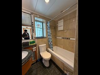 Tiu Keng Leng - Ocean Shores Phase 1 Block 5 05