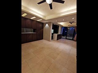 Sai Ying Pun - Rhine Court Block C 04