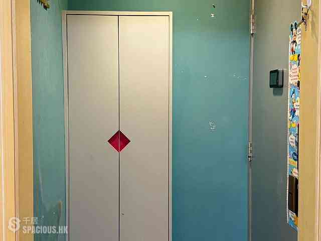 Sai Ying Pun - 49-49A, Bonham Road 05