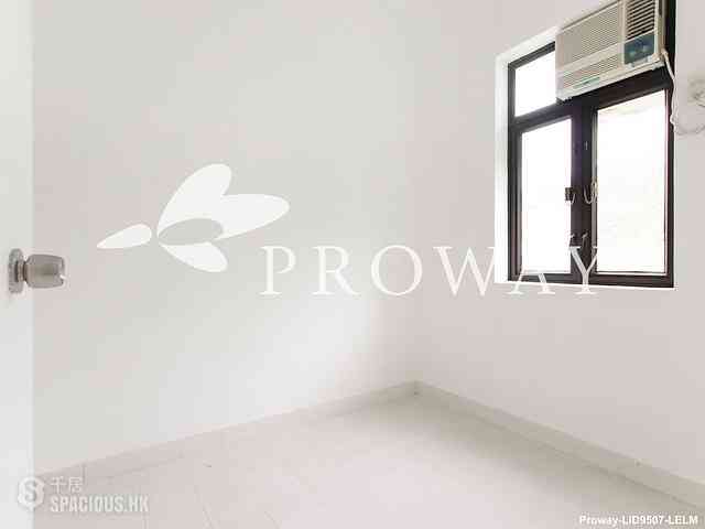 Repulse Bay - Repulse Bay Apartments Block D 10
