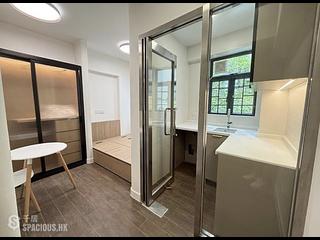 Sheung Wan - 64, Bonham Strand 03