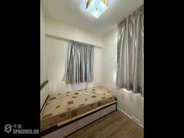 Wan Chai - Hay Wah Building Block B 04