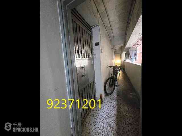 Wan Chai - 87, Queen's Road East 04