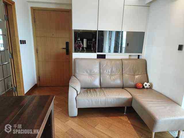 Tai Kok Tsui - Harbour Green Tower 3 06