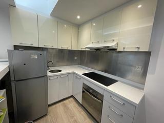 Central - 37, Peel Street 04
