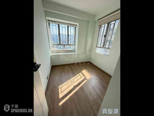 Sha Tin - Lucky Plaza Pak Lam Court (Block C2) 05