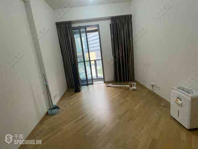 Tseung Kwan O - Alto Residences Block 7 02