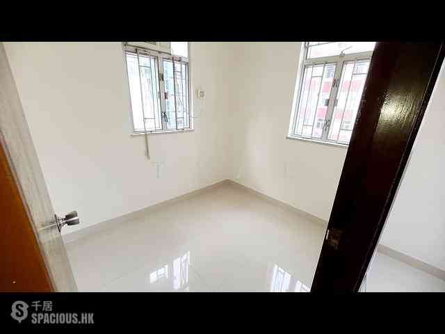 North Point - Fu Bong Mansion 04