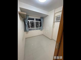 Sha Tin - Lucky Plaza Yae Lam Court (Block B2) 02