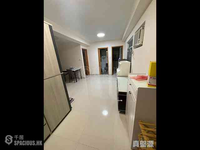 Sha Tin - Lucky Plaza Yae Lam Court (Block B2) 05