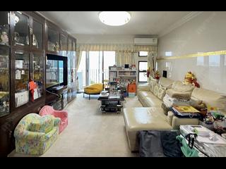 Mid Levels Central - Yukon Court 04