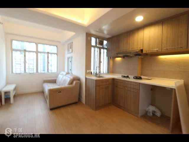 Wan Chai - Chiu Hin Mansion 01