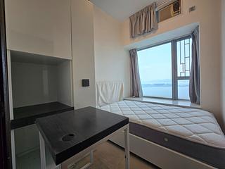 Tung Chung - Coastal Skyline Phase 3 La Rossa Block B (Block 8) 23