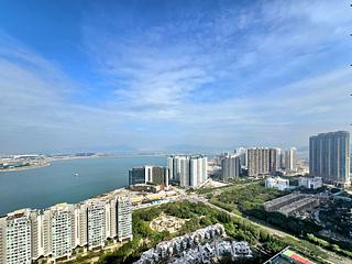 Tung Chung - Coastal Skyline Phase 3 La Rossa Block B (Block 8) 06