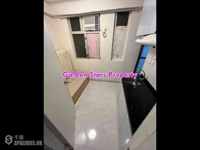 Sai Ying Pun - Kiu Shing Building 03
