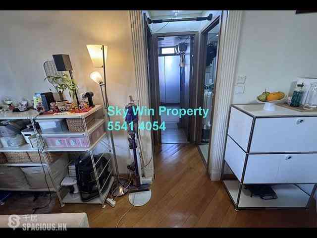 Prince Edward - Cite 33 01