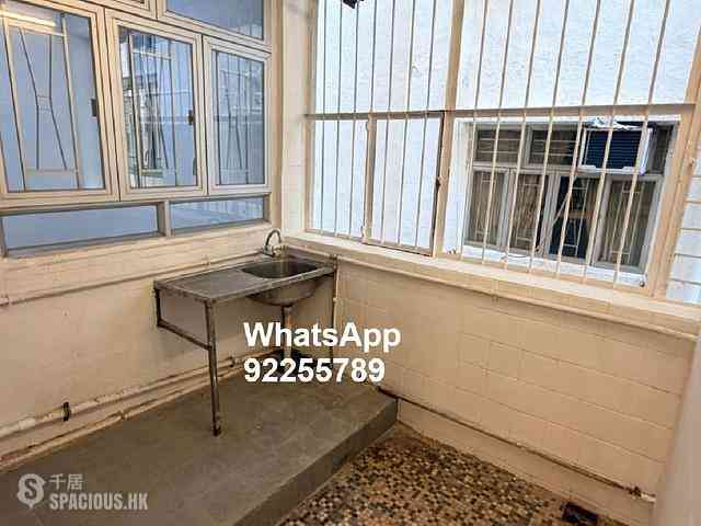 Sai Ying Pun - 31-31A, Pok Fu Lam Road 07