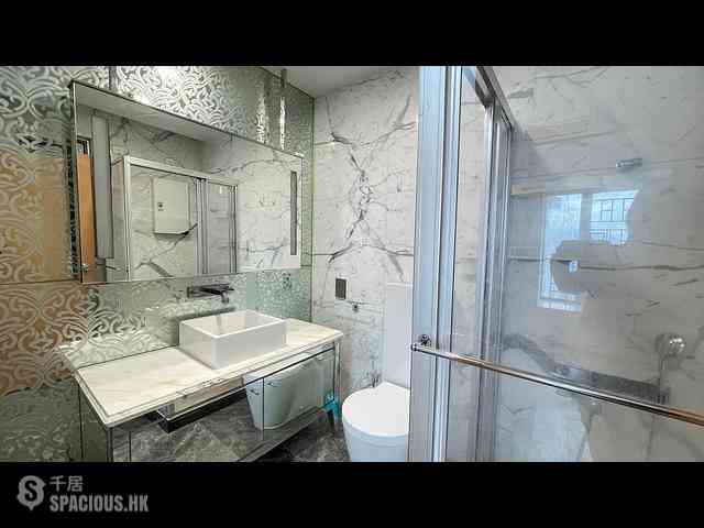 Kowloon City - Le Billionnaire 07